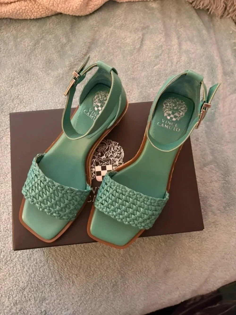 Vince Camuto Bretandi Women's Size 7.5 Ocean Espadrille Wedge Heel Sandals NIB